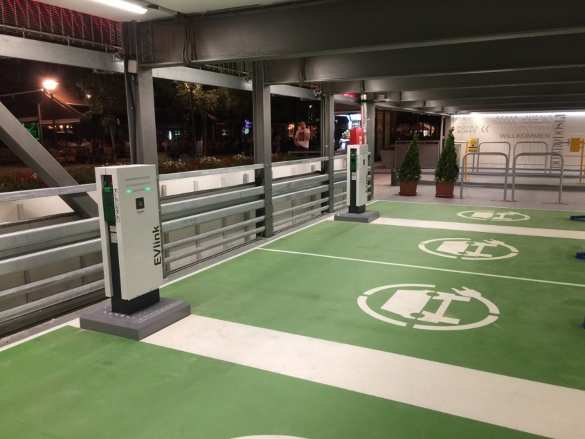 Schneider Electric EVlink električni punjači u Srbiji 