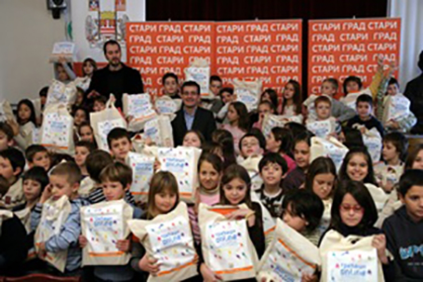 582 computers for students of third grade from Municipality Stari grad