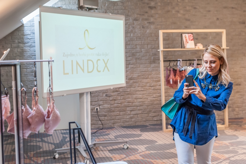 Lindex and customers together support the fight against breast cancer 
