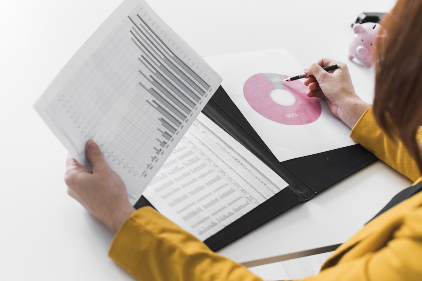 AI, analytics and return to the office: key insights from the 2025 Comms Report