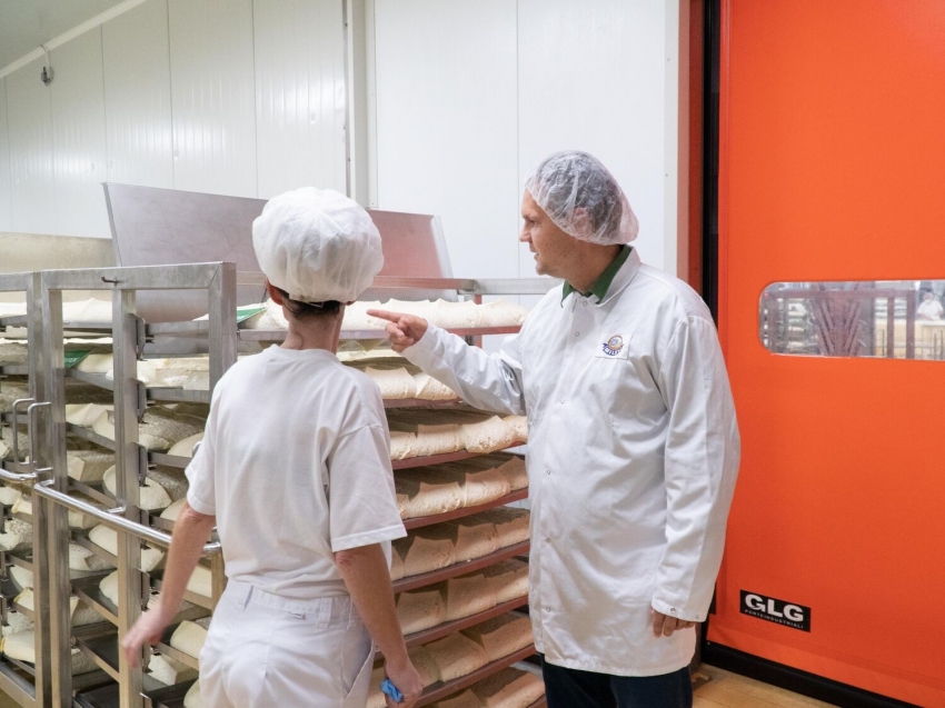 Study reveals incomplete control over hygiene of work clothing in the food industry