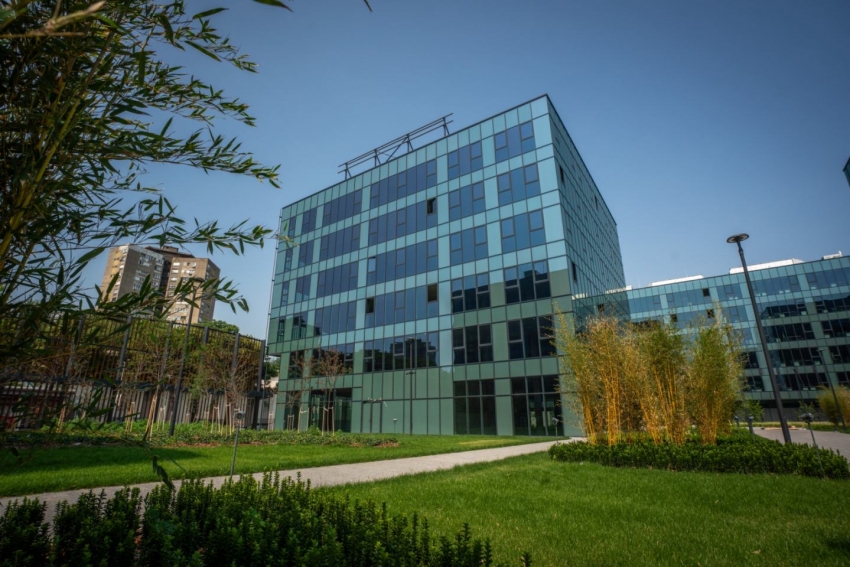 IWG adds new HQ IRIN Business Center in Niš and Regus Hyde Park City in Belgrade, as demand for flexible and platform working continues to accelerate